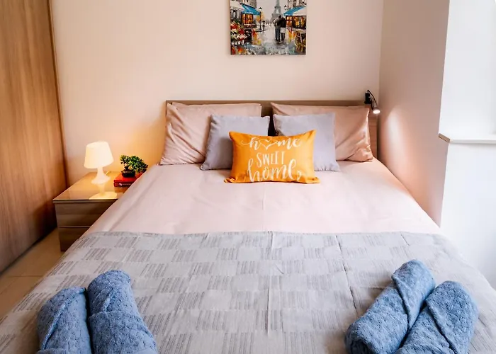 Modern Comfort - 2Br Apartment Center Of St Julians & Paceville